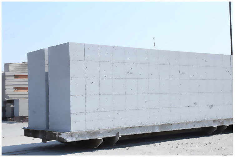 武穴加气块 加气砌块 轻质砖气孔结构及其影响因素